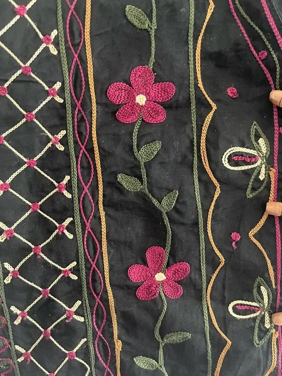 Vtg Embroidered Floral Boho Cotton Vest Cottagecore Black - Solutions Petite - Picture 3 of 6